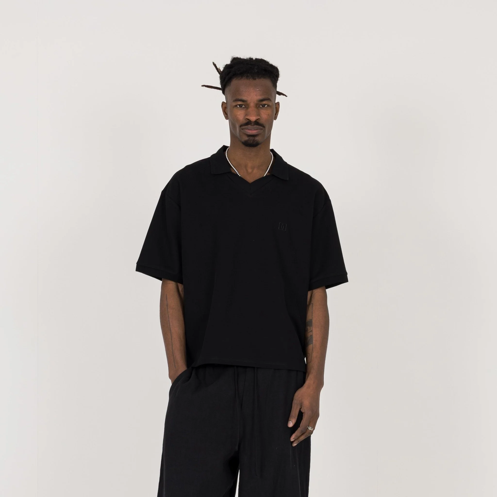 Cropped Polo - Black - Image 2