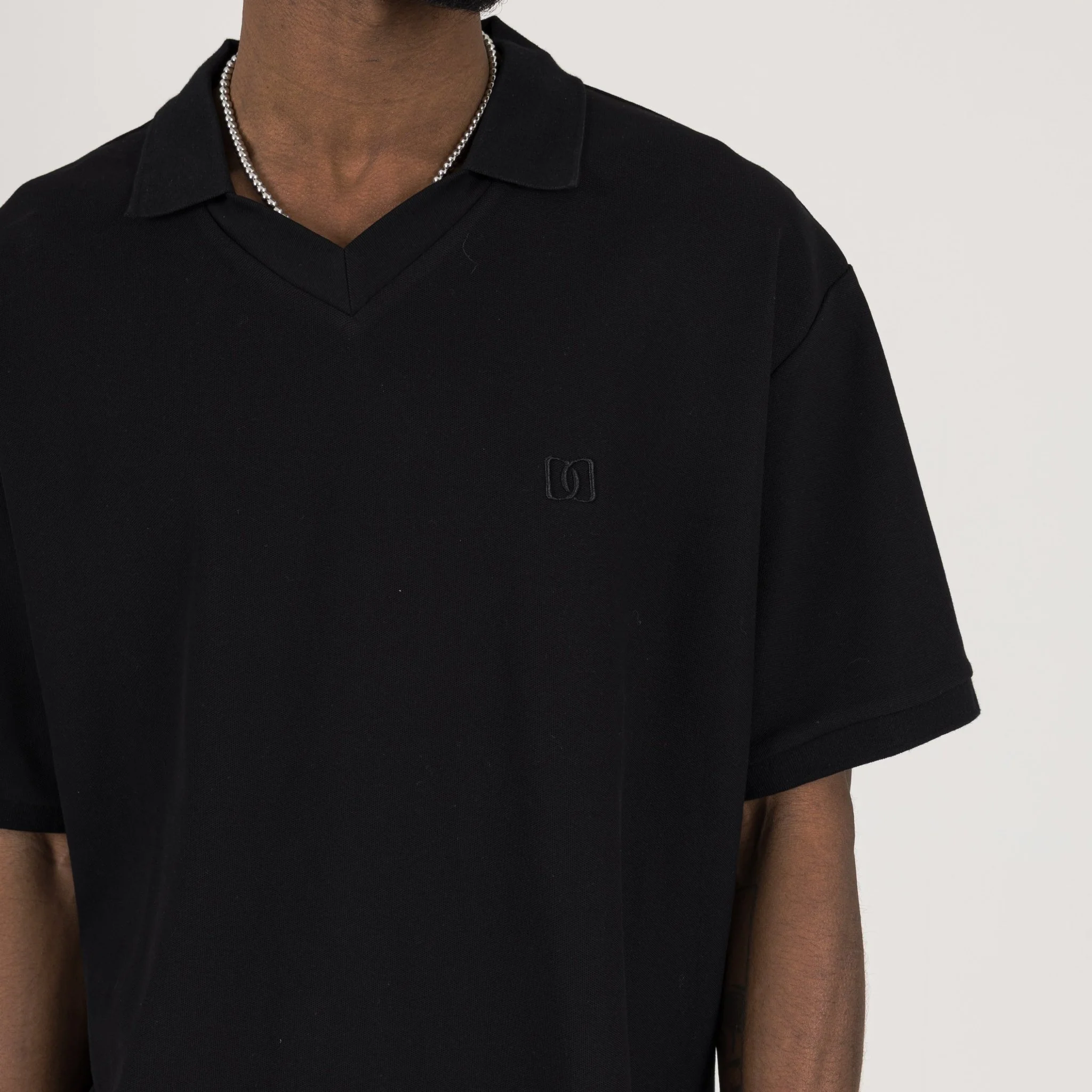 Cropped Polo - Black - Image 8