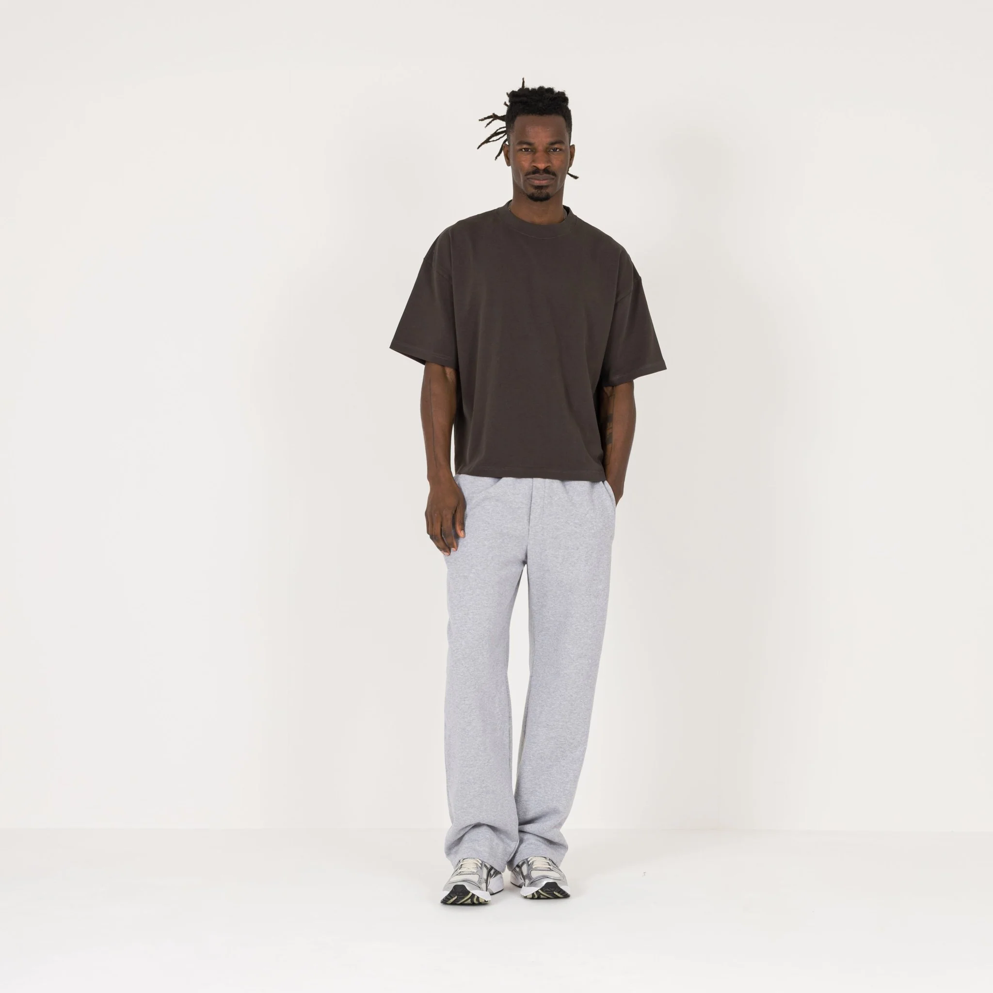 Cropped T-Shirt - Dark Mocha - Image 4