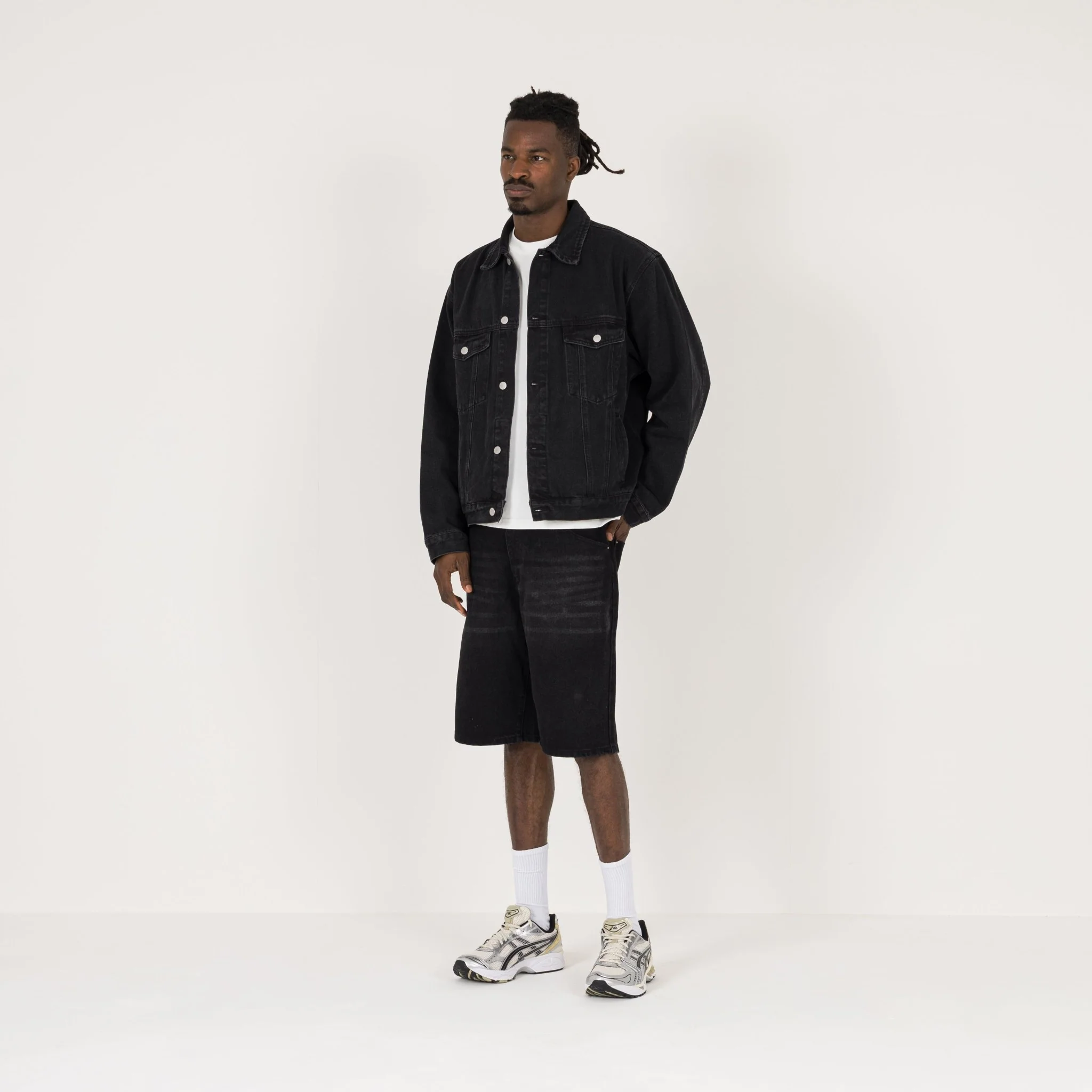 Denim Short - Vintage Black - Image 5