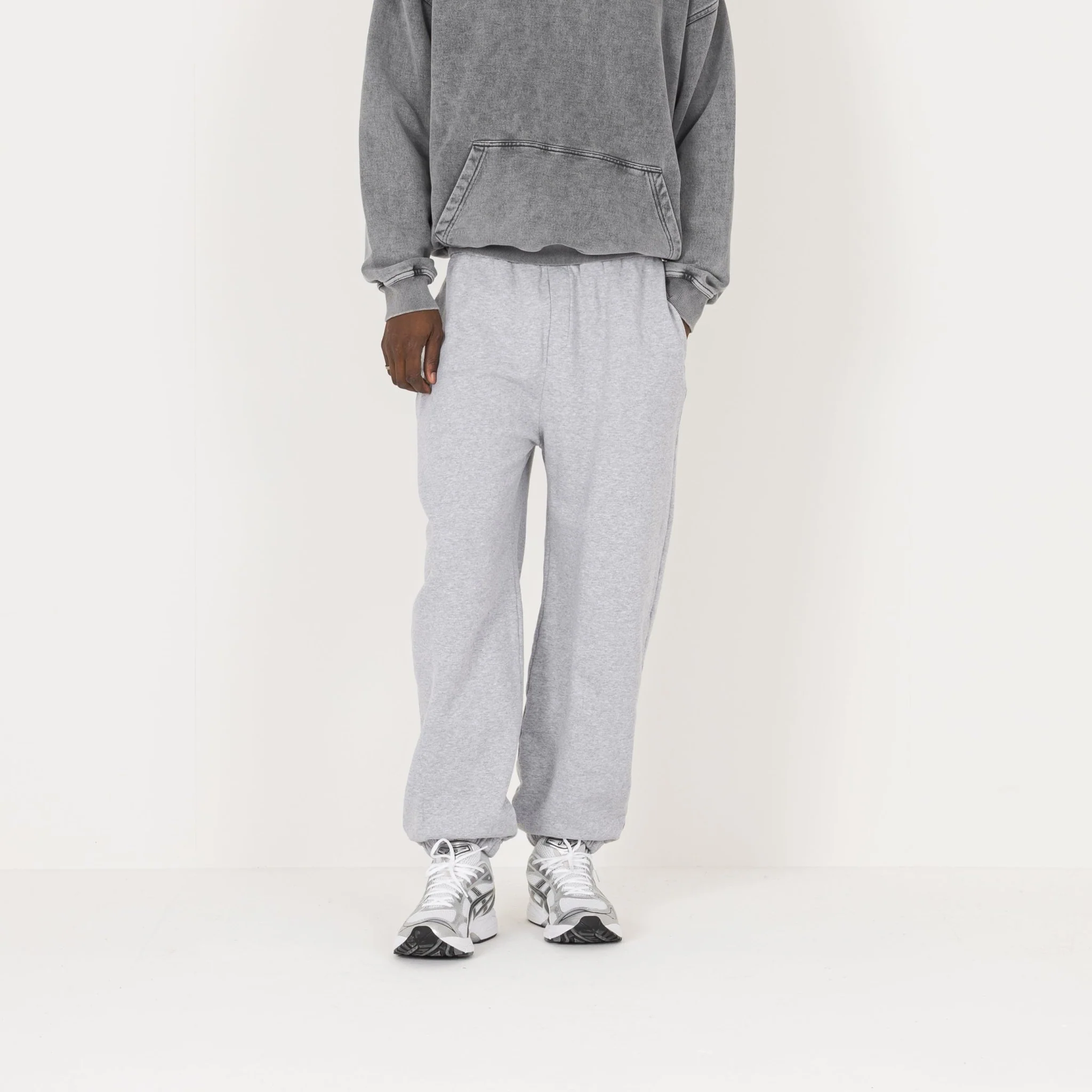 Relaxed Cuffed Sweatpant - Light Marl Grey - Image 2