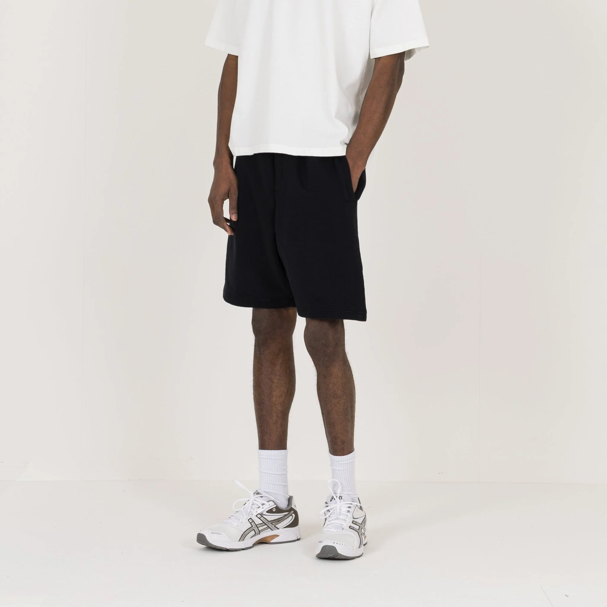 Short - Black - Image 3
