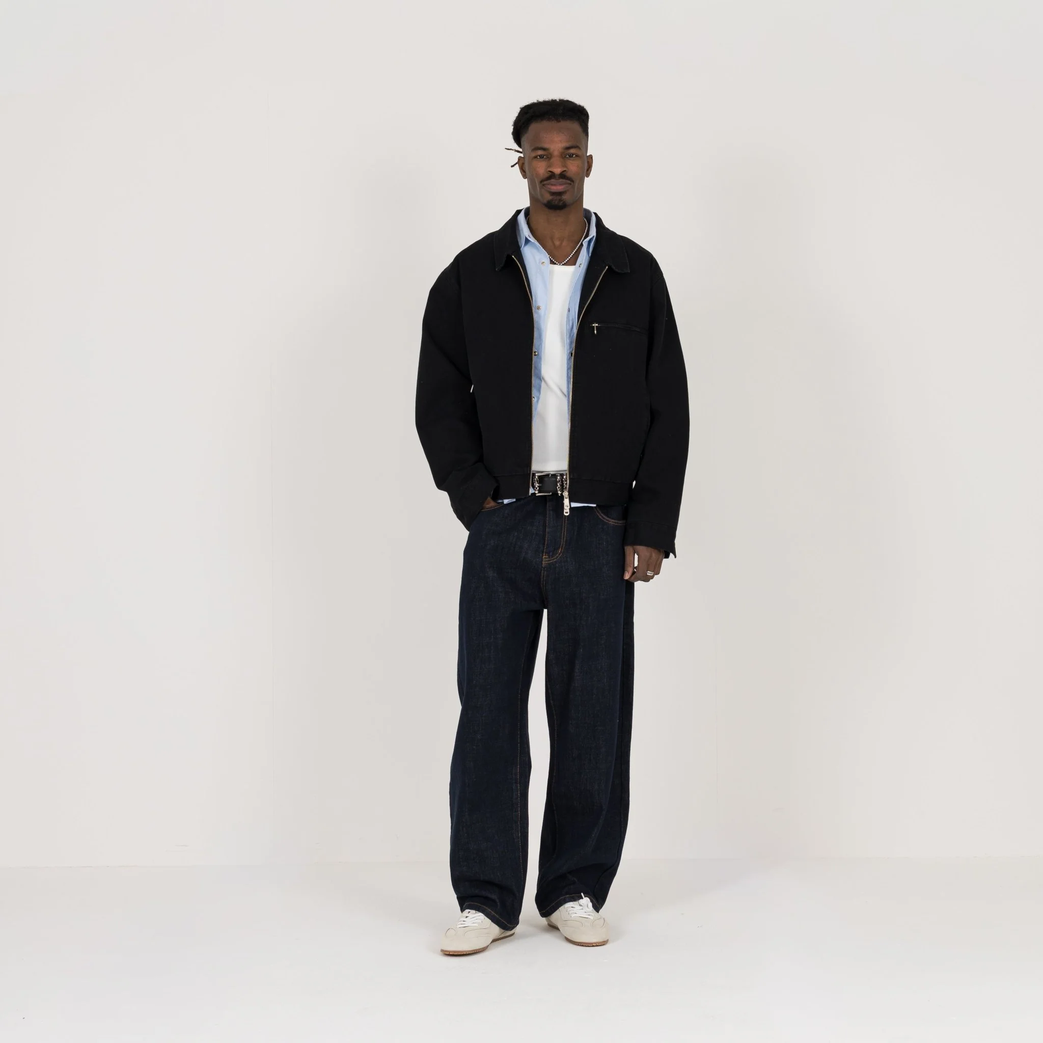 Utility Trucker Jacket - Vintage Black - Image 4